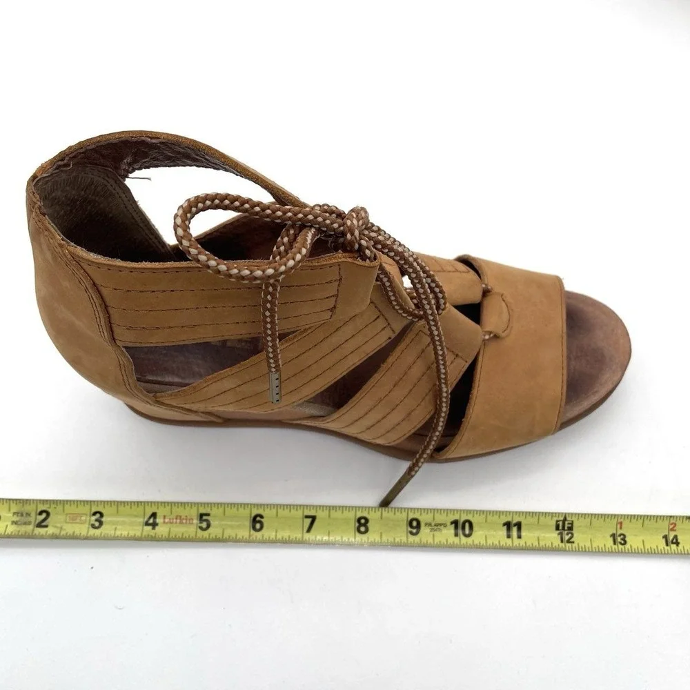 Sorel Joanie Lace Wedge Sandals Womens Size 10 Camel Tan Leather Gladiator